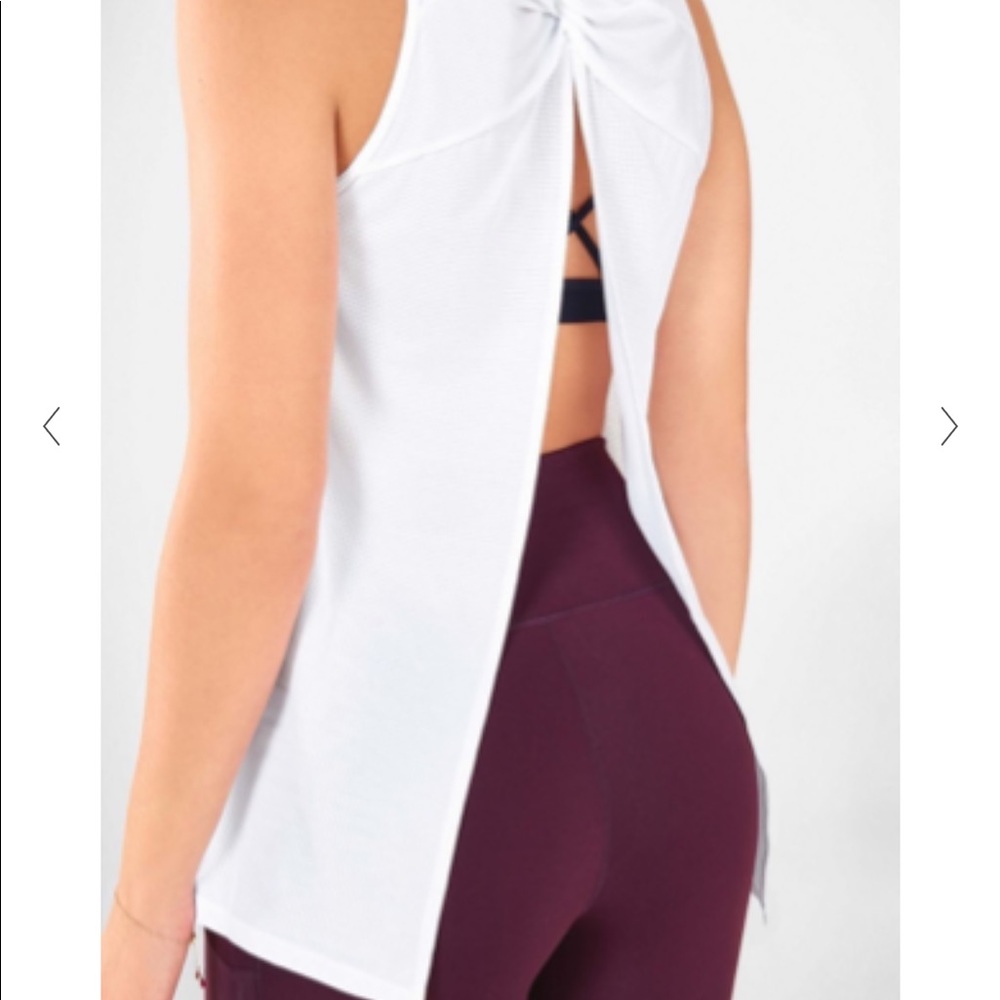 Fabletics tie back tank - Picture 3 of 7